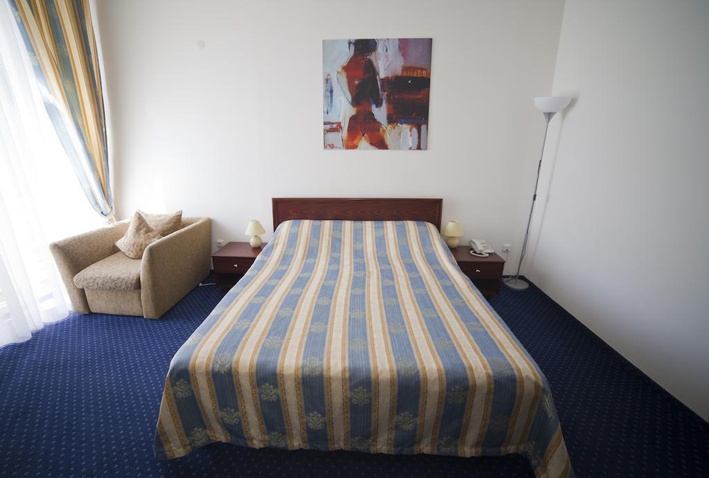 Hotel Sani Truskavec Pokoj fotografie