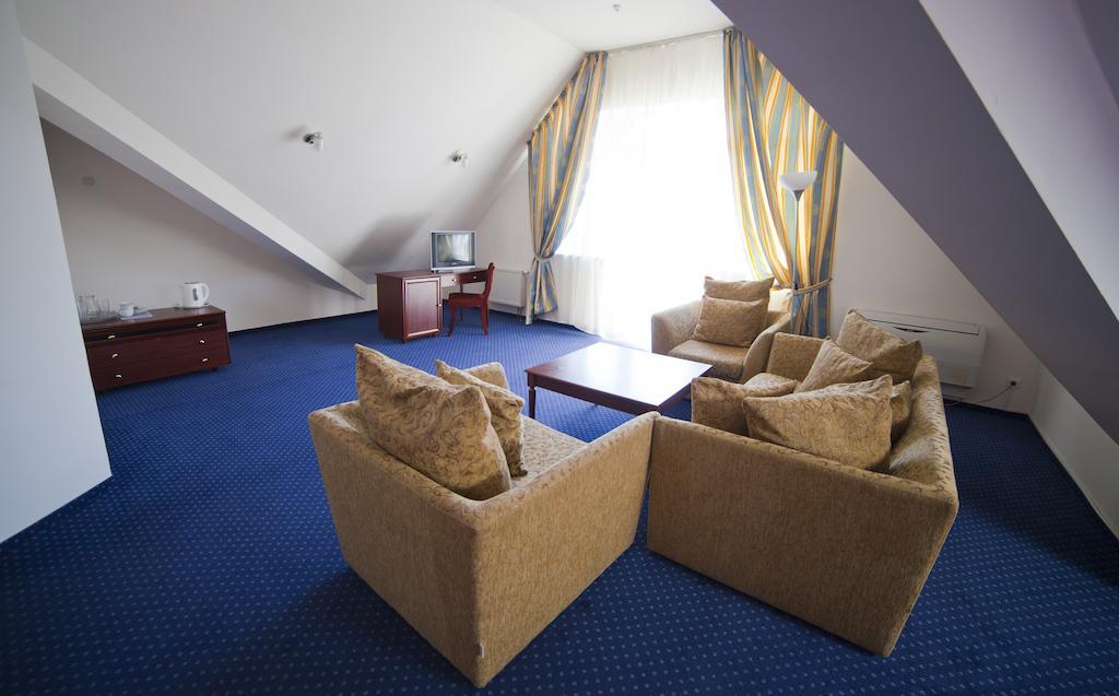 Hotel Sani Truskavec Pokoj fotografie