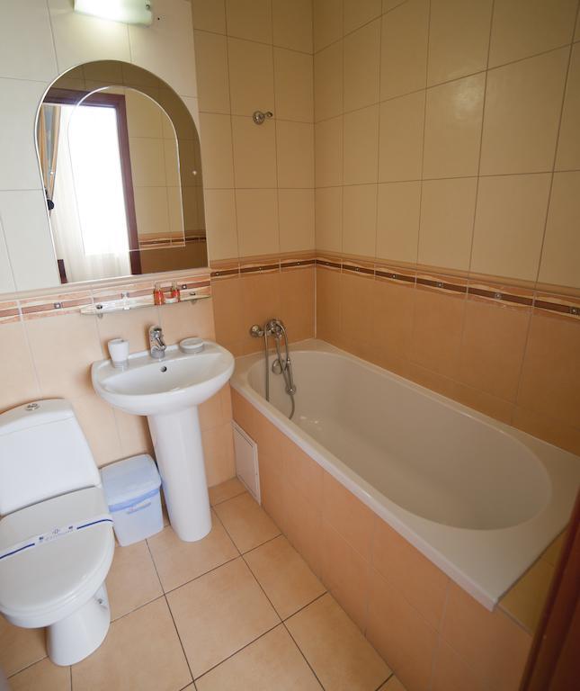 Hotel Sani Truskavec Pokoj fotografie