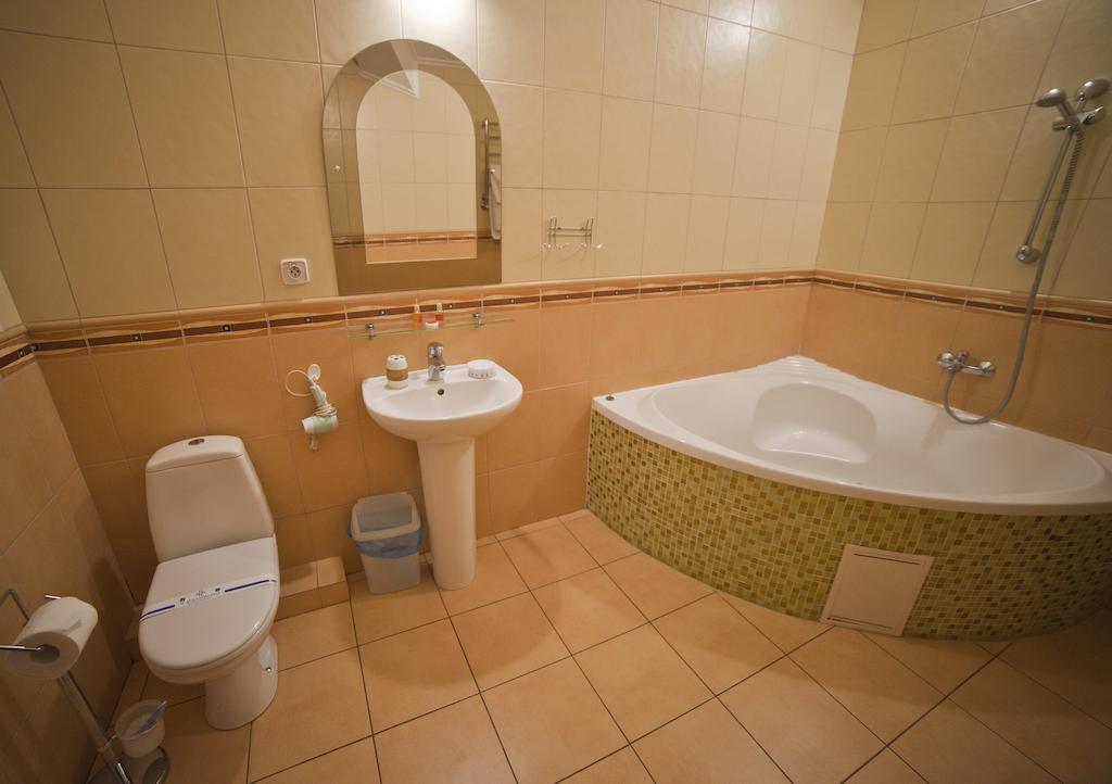 Hotel Sani Truskavec Pokoj fotografie